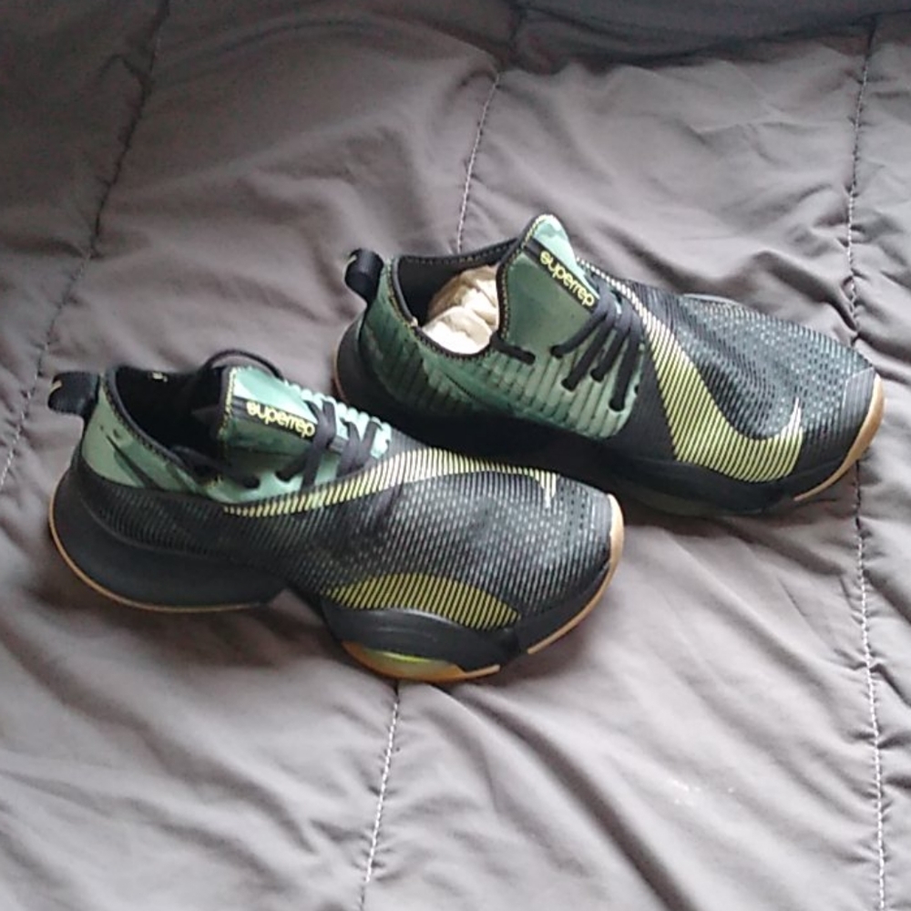 Nike shoes